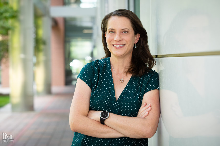 2022-on-location-headshots-hz-018