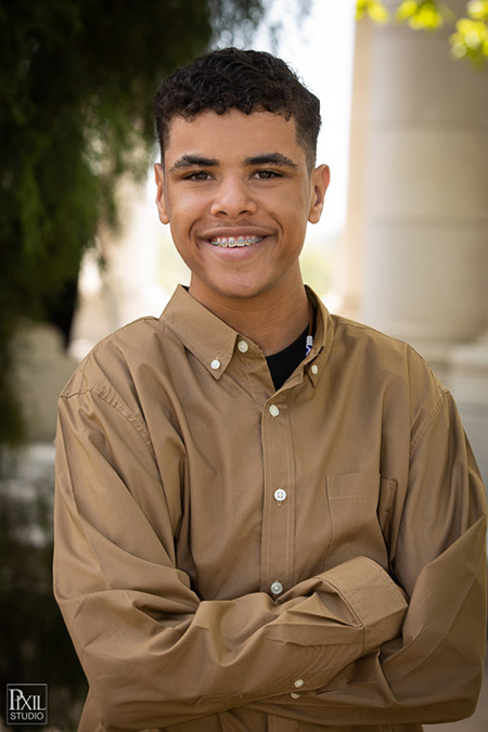 2022-senior-portraits-cheesman-park-vr-011