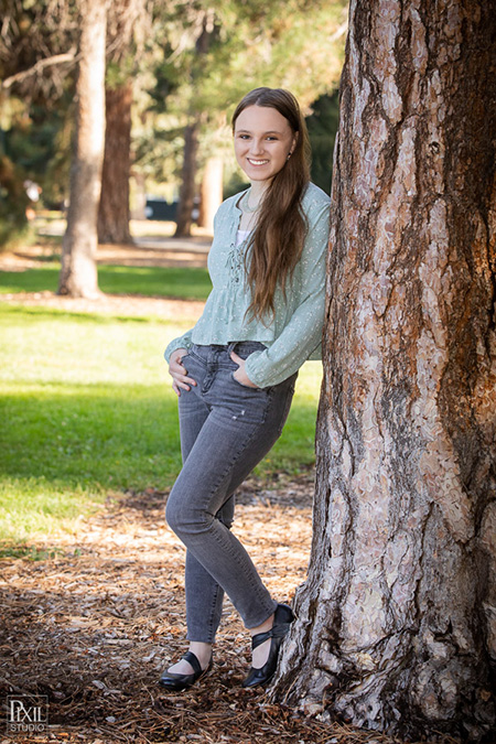 2022-senior-portraits-cheesman-park-vr-019