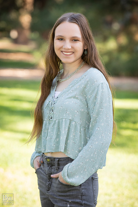 2022-senior-portraits-cheesman-park-vr-020