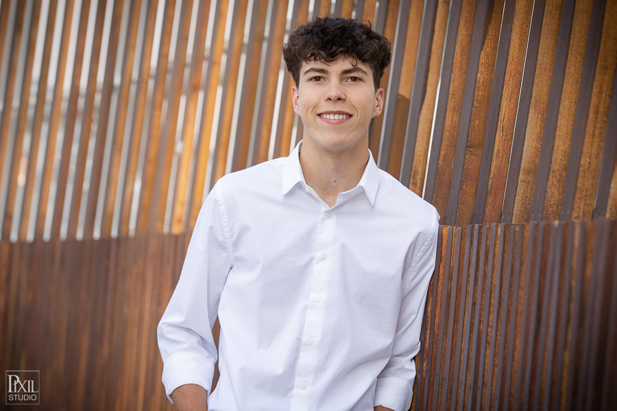 2022-senior-portraits-union-station-hz-001