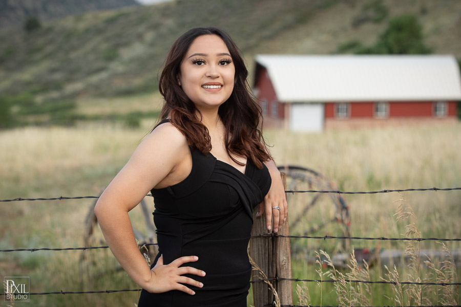2022-senior-portraits-redrocks-hz-011