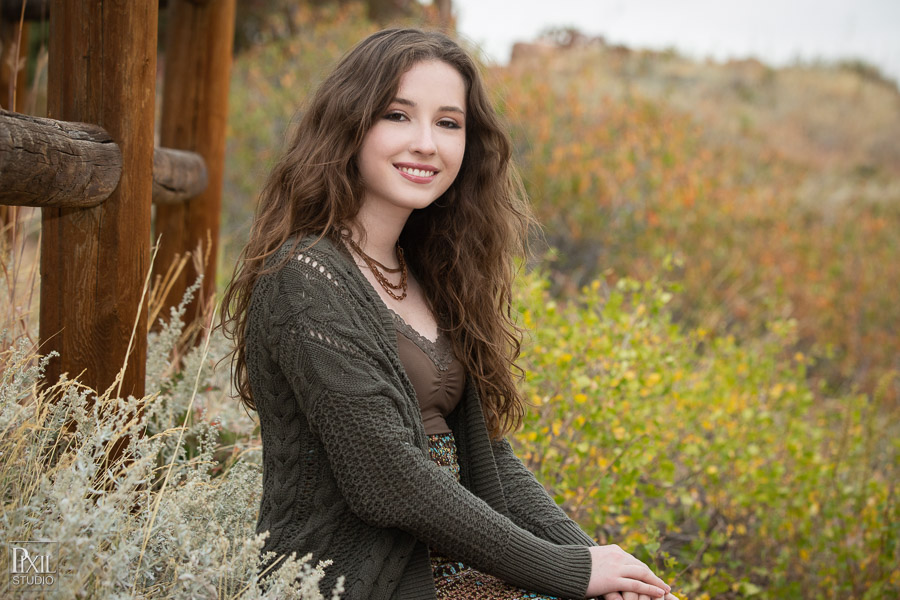 2022-senior-portraits-redrocks-hz-018