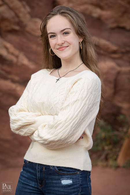 2022-senior-portraits-redrocks-vr-017