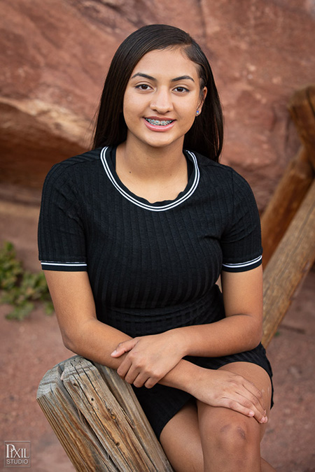 2022-senior-portraits-redrocks-vr-021
