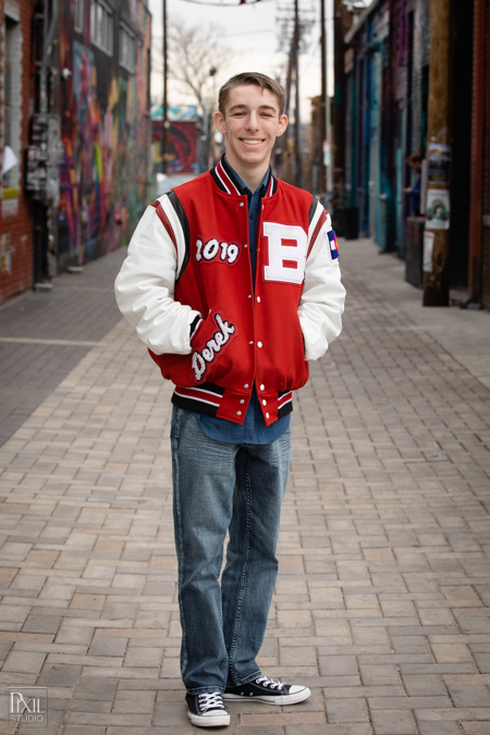 denver-rino-senior-pics-vr-033