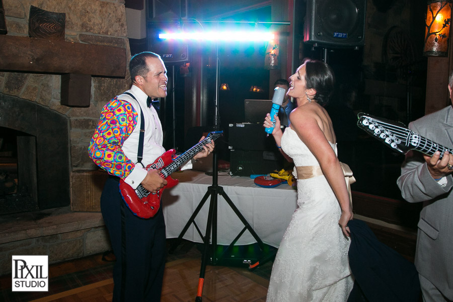 kareoke wedding