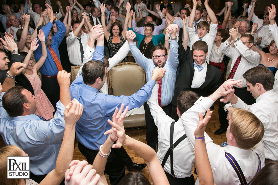 wedding dancing vail