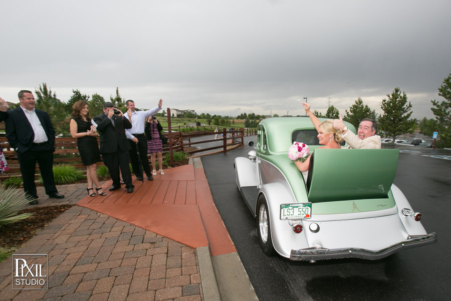 Black Bear Golf Course / Backyard wedding photographer