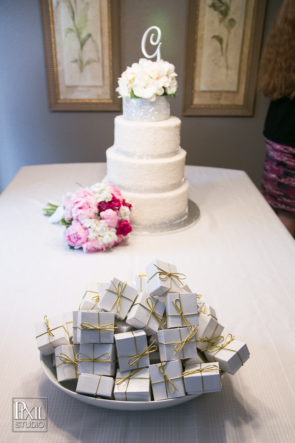 Black Bear Golf Course / Backyard wedding photographer