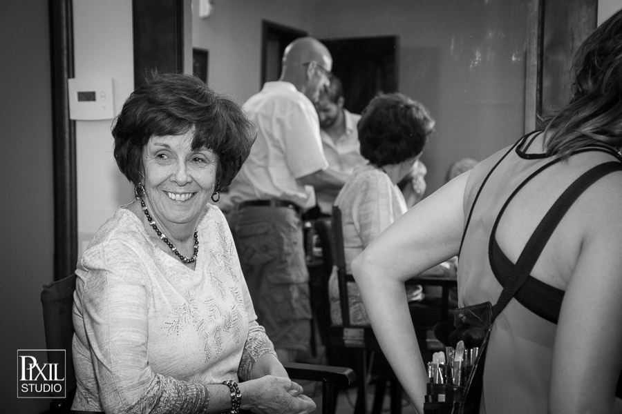 Black Bear Golf Course / Backyard wedding photographer