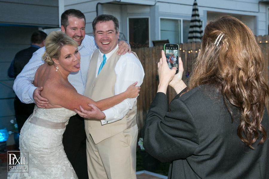 Black Bear Golf Course / Backyard wedding photographer