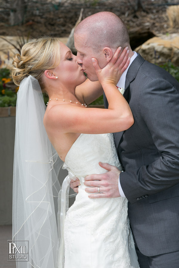 Cielo at Castle Pines wedding photographer