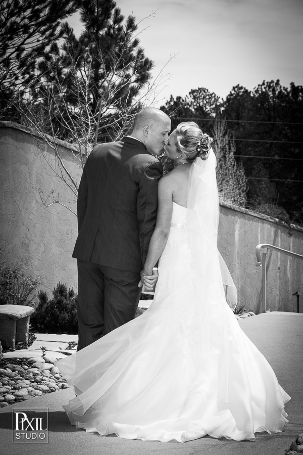 Cielo at Castle Pines wedding photographer