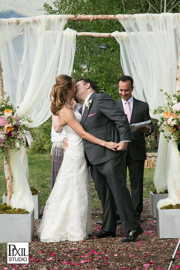 Ritz Beaver Creek wedding photographer