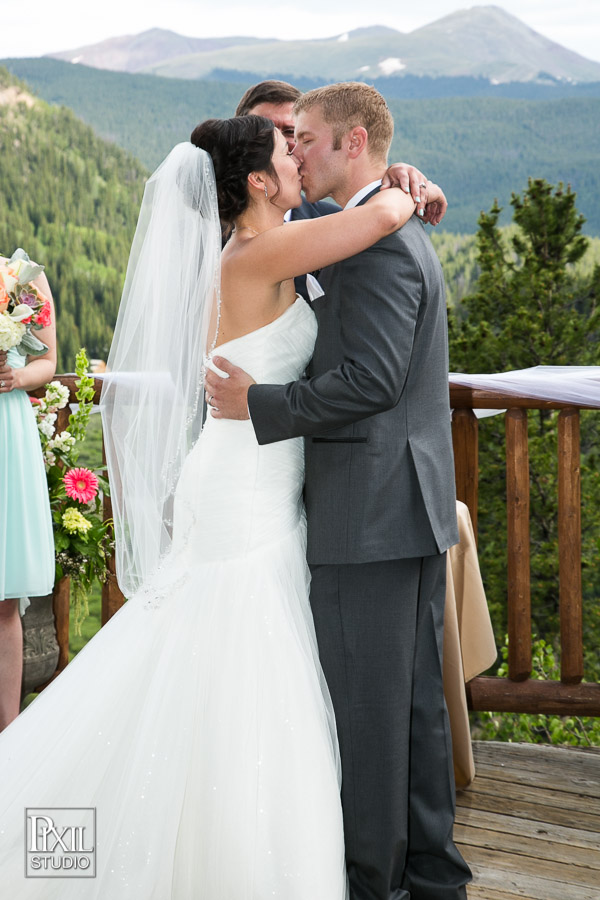 Breckenridge wedding photographer