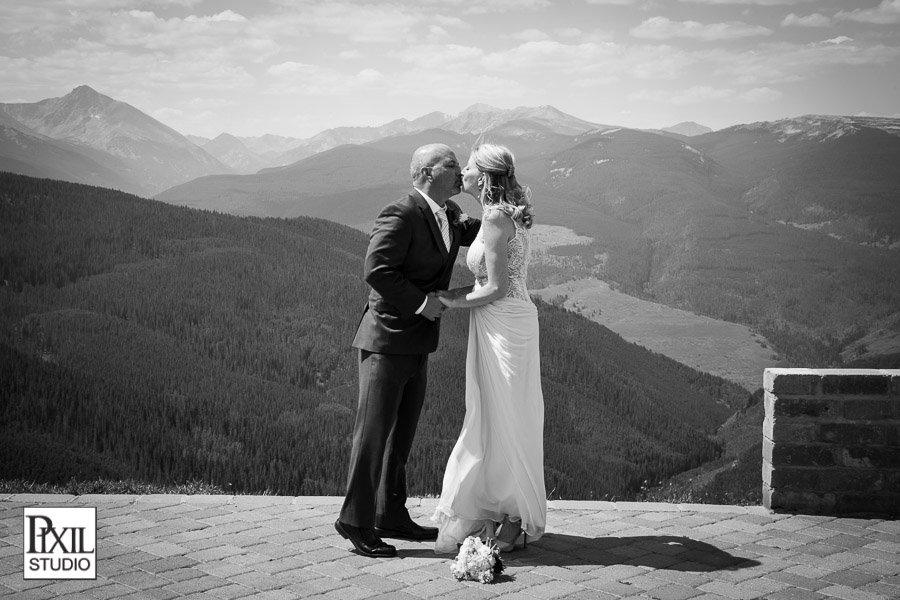 Vail gondola wedding